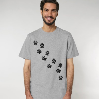 tricko-panske-sede-tlapky